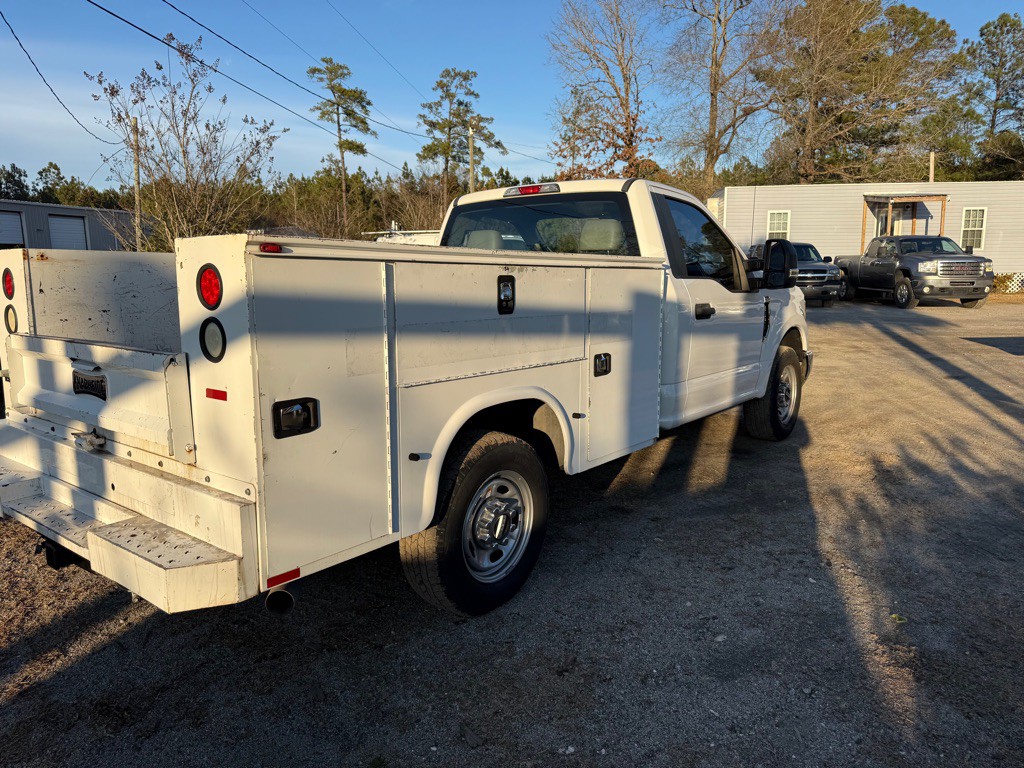 2017 Ford F-250 Image 4