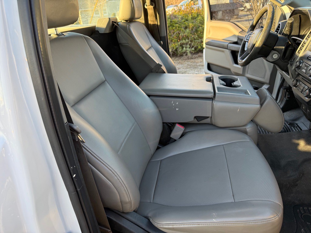 2017 Ford F-250 Image 6