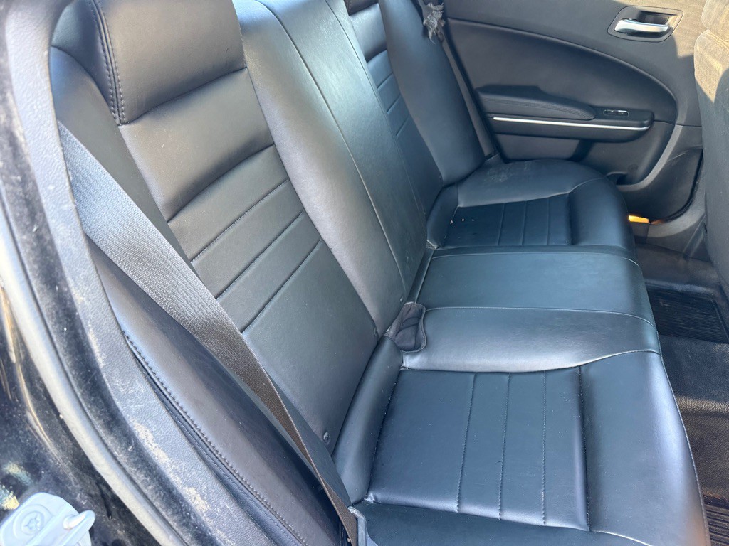 2015 Dodge Charger Image 8