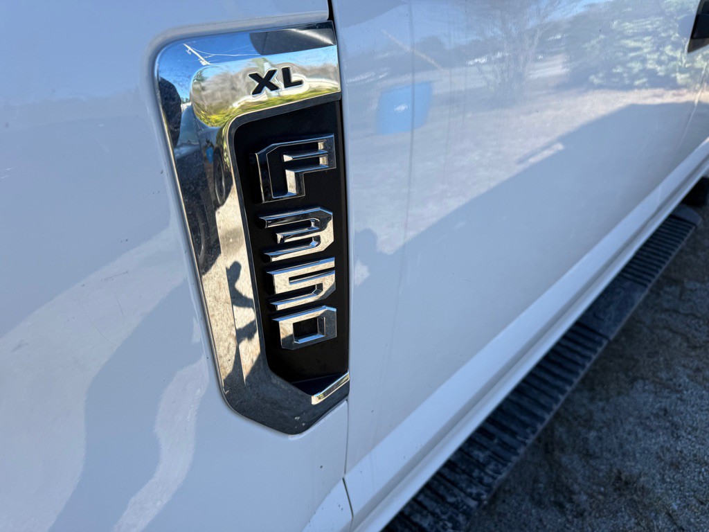 2021 Ford F-350 Image 4