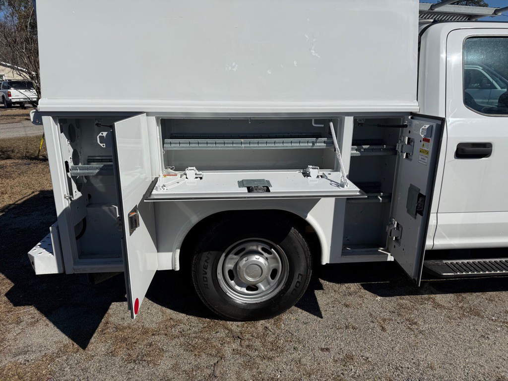 2021 Ford F-350 Image 6