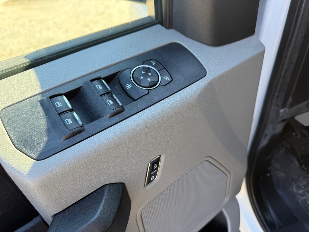 2021 Ford F-350 Image 12
