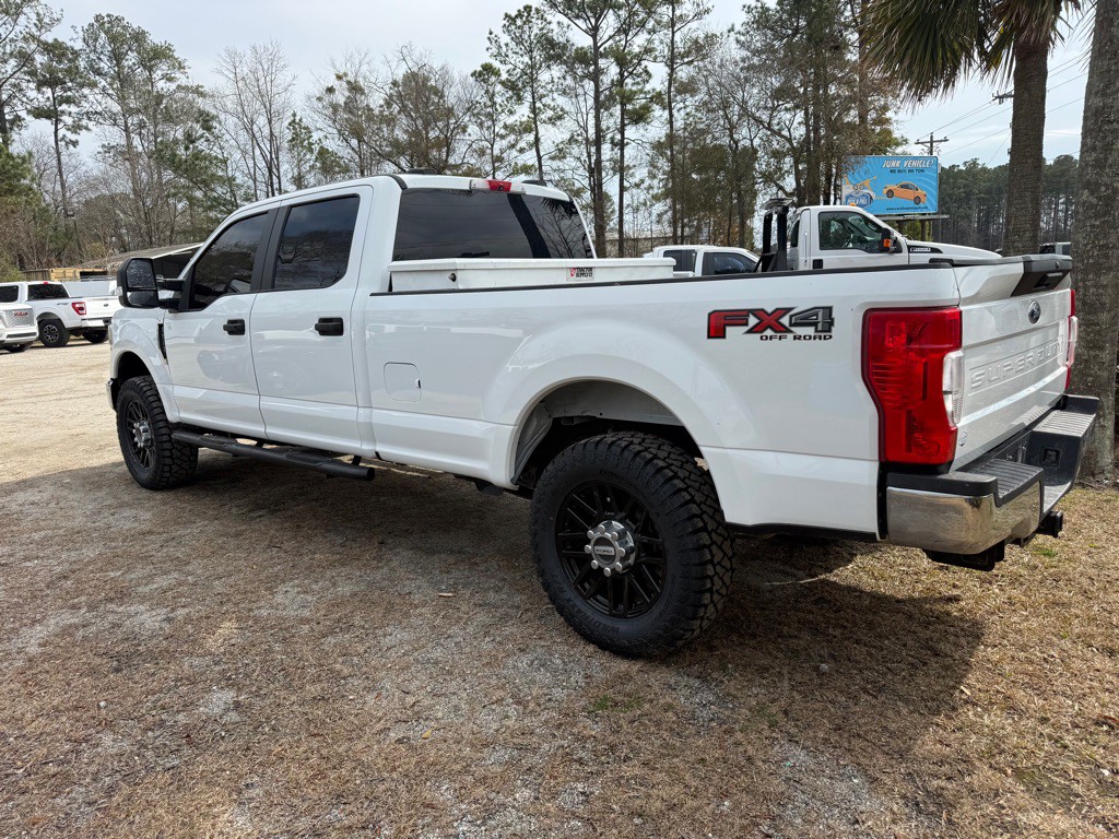 2022 Ford F-250 Image 2