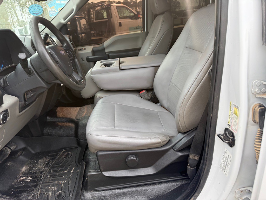 2022 Ford F-250 Image 6