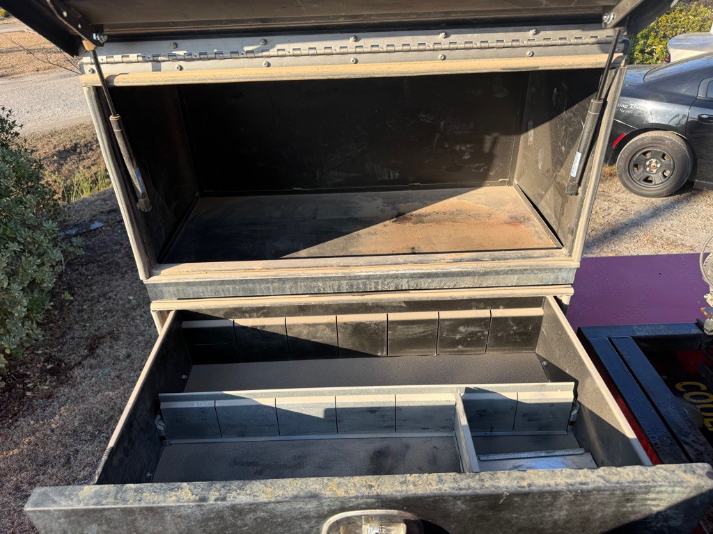 2017 RAM 3500 Image 9