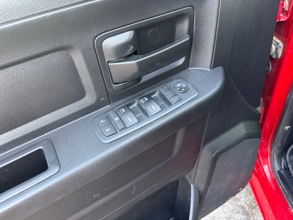 2017 RAM 3500 Image 11