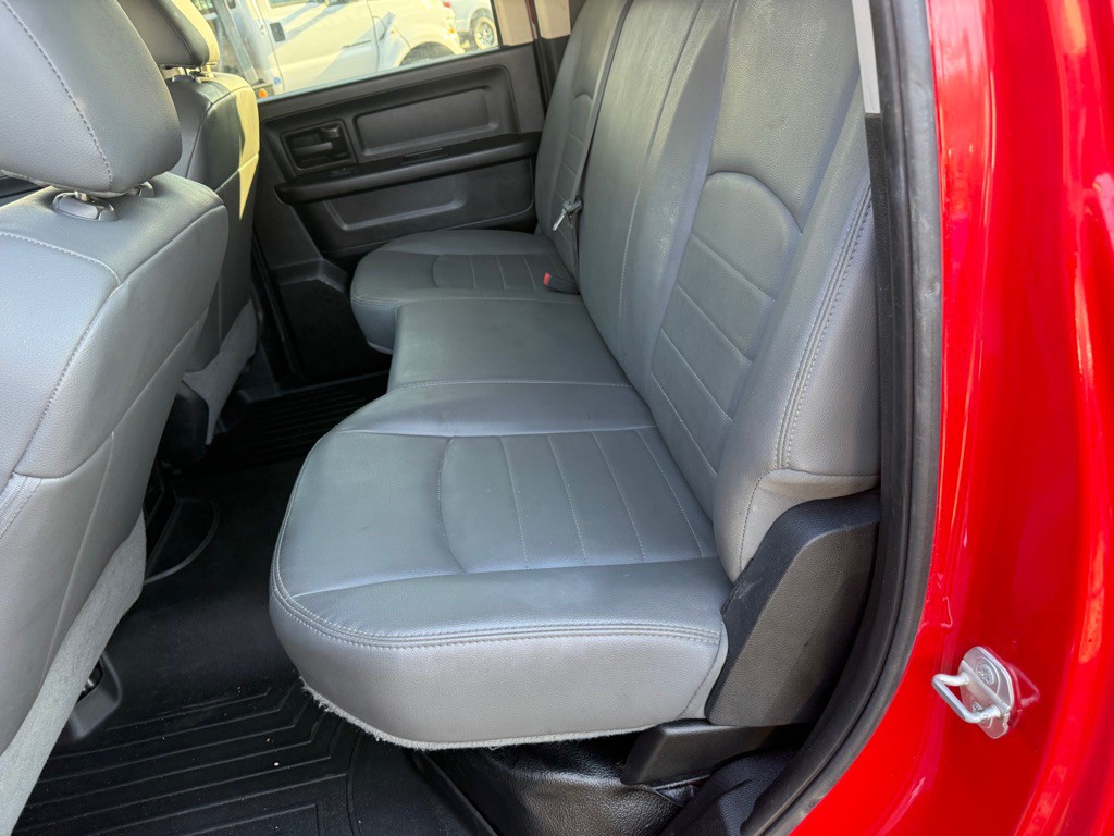 2017 RAM 3500 Image 12