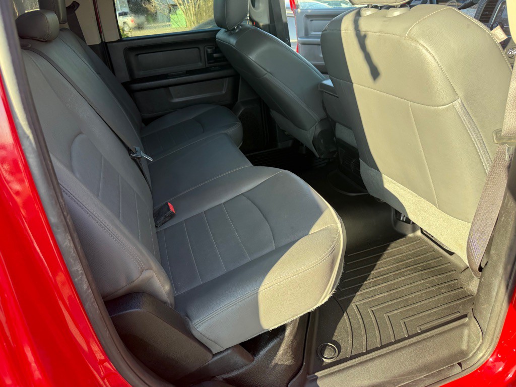 2017 RAM 3500 Image 13