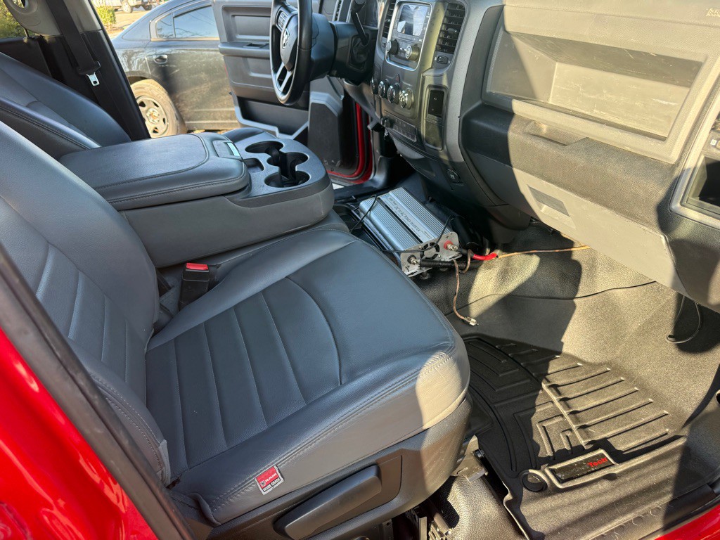 2017 RAM 3500 Image 14