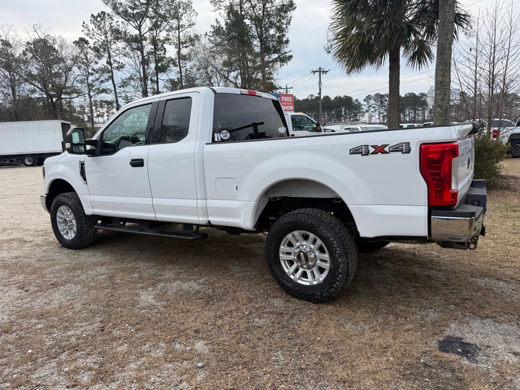 2018 Ford F-250 Image 2