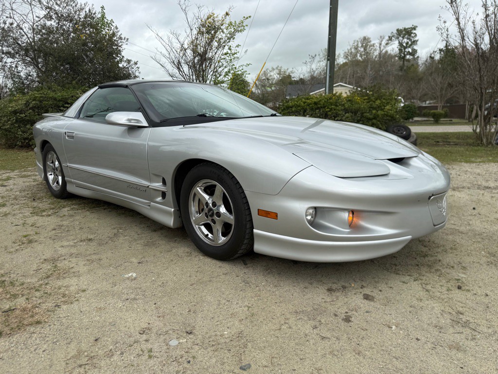 2000 Pontiac Firebird Image 5