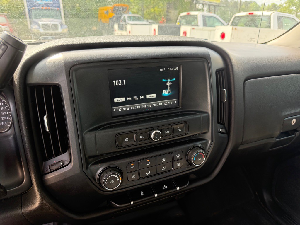 2017 Chevrolet Silverado 1500 Image 11
