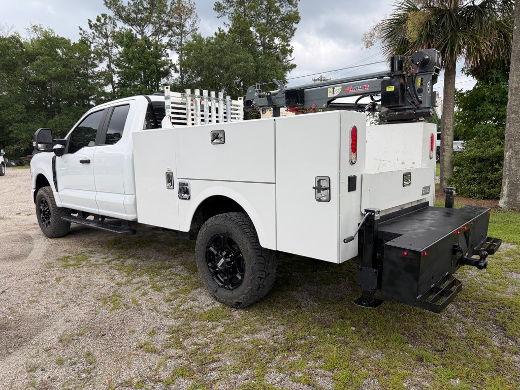 2023 Ford F-250 Image 3