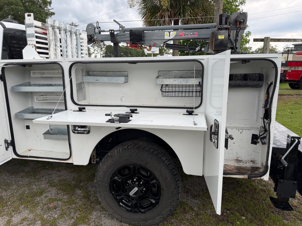 2023 Ford F-250 Image 12