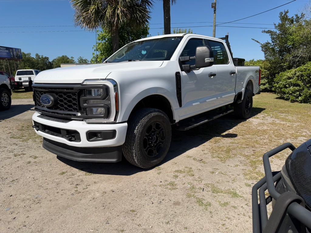 2023 Ford F-250 Image 1