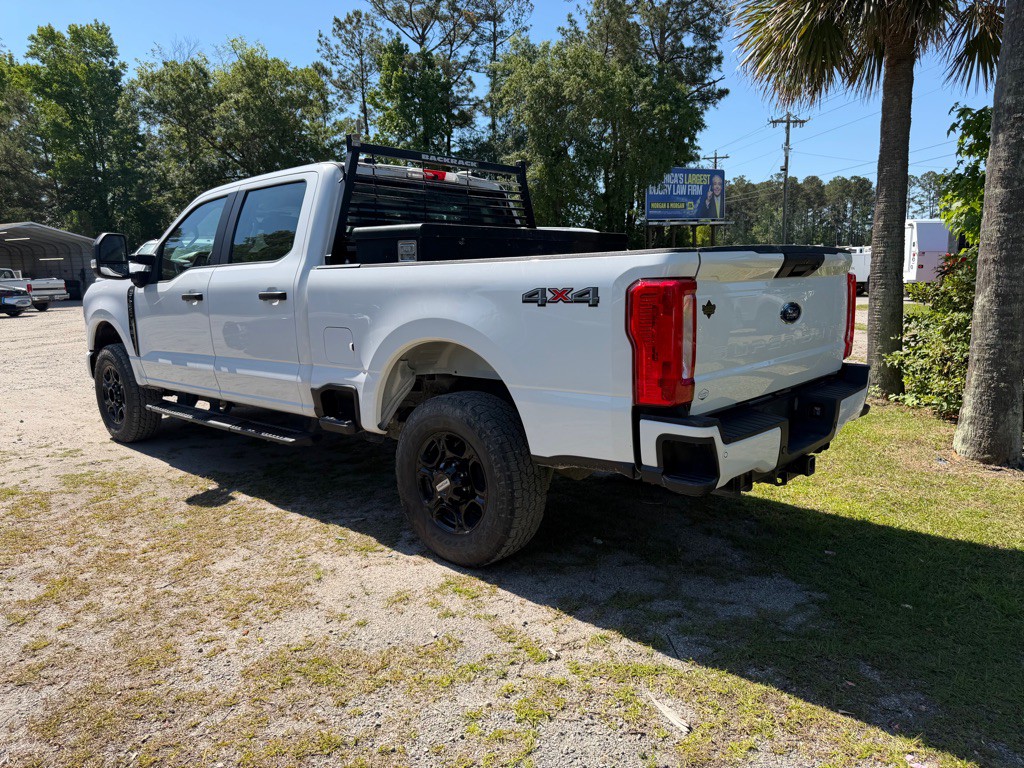 2023 Ford F-250 Image 3
