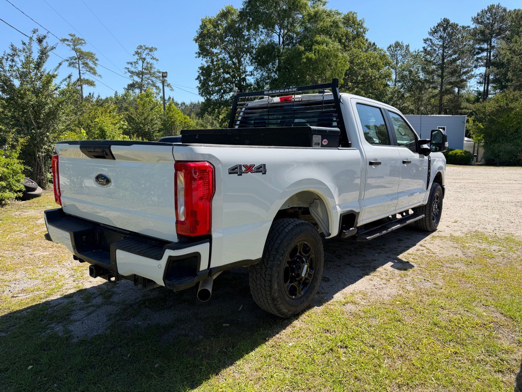 2023 Ford F-250 Image 4