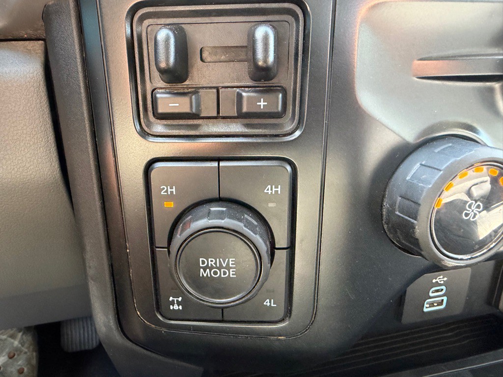 2023 Ford F-250 Image 10