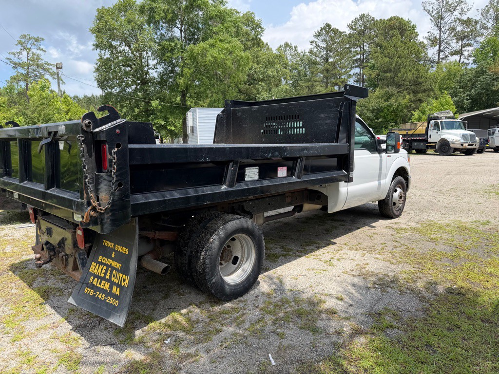 2013 Ford F-350 Image 4