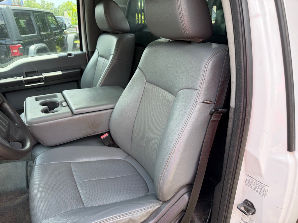 2013 Ford F-350 Image 5
