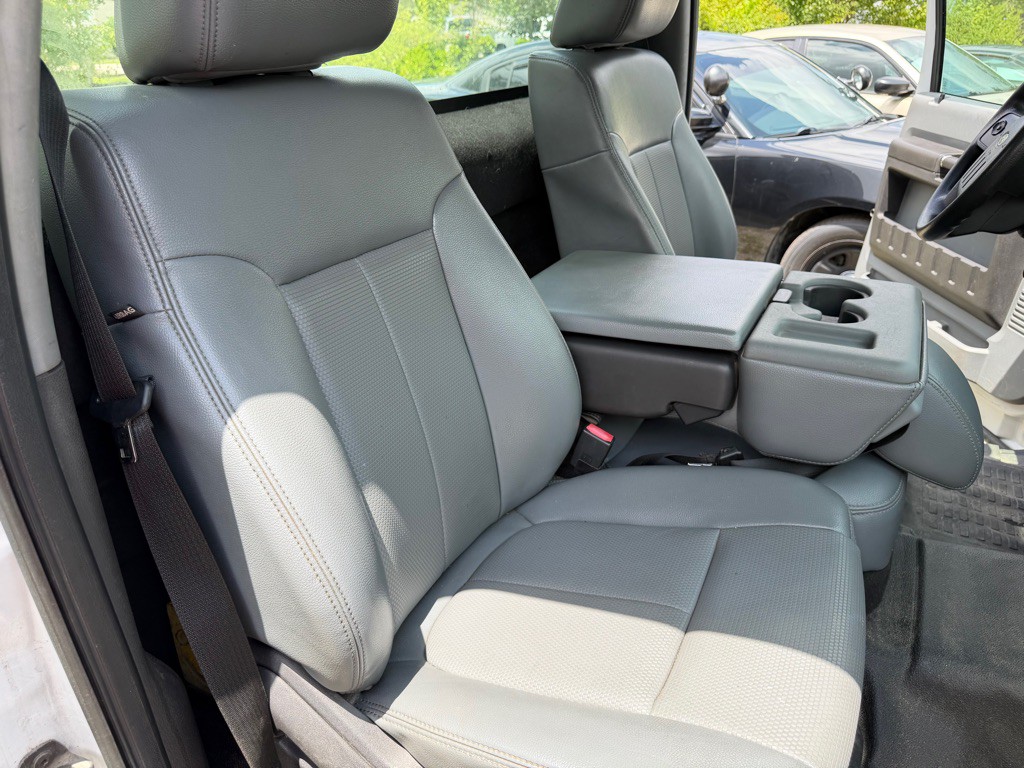 2013 Ford F-350 Image 6