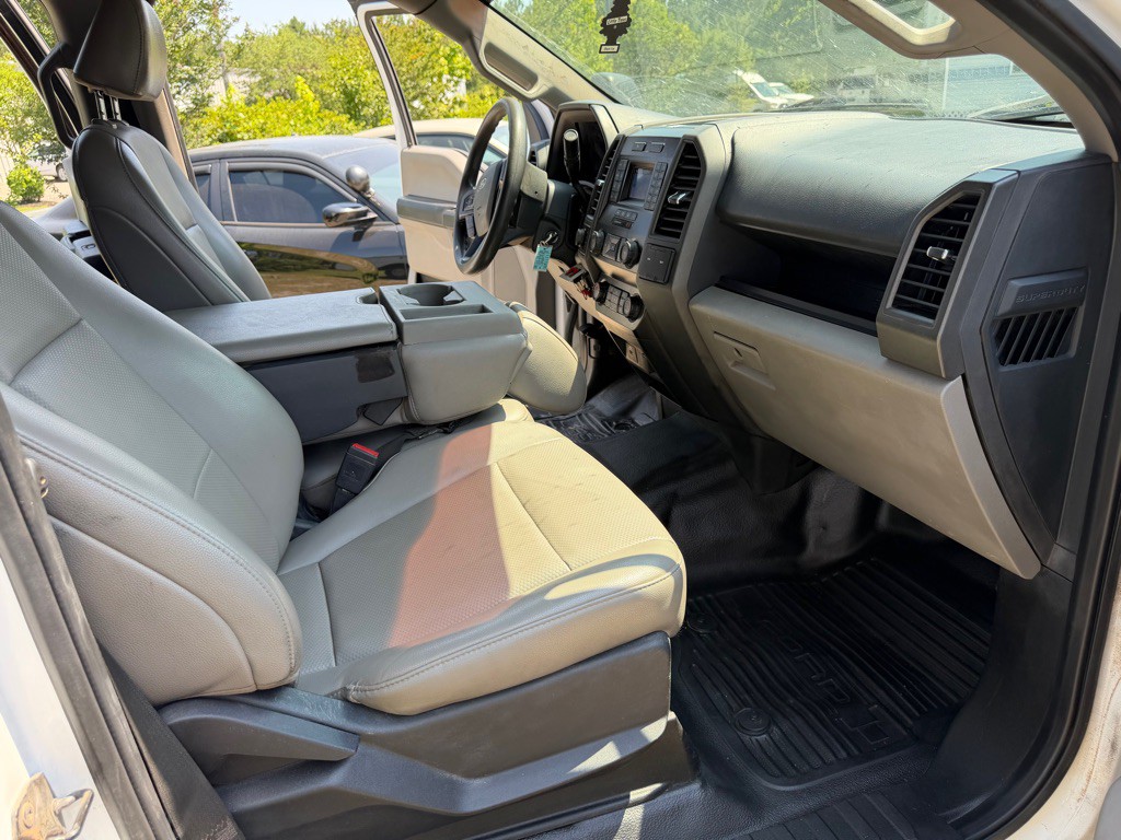 2022 Ford F-250 Image 2