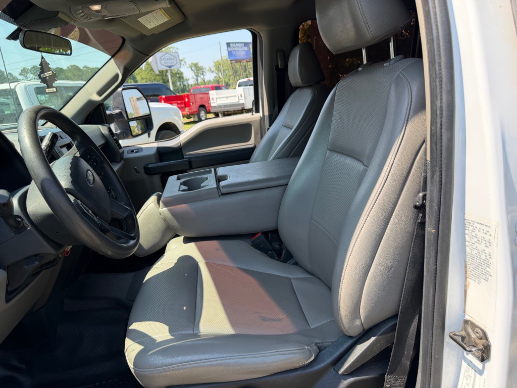2022 Ford F-250 Image 3