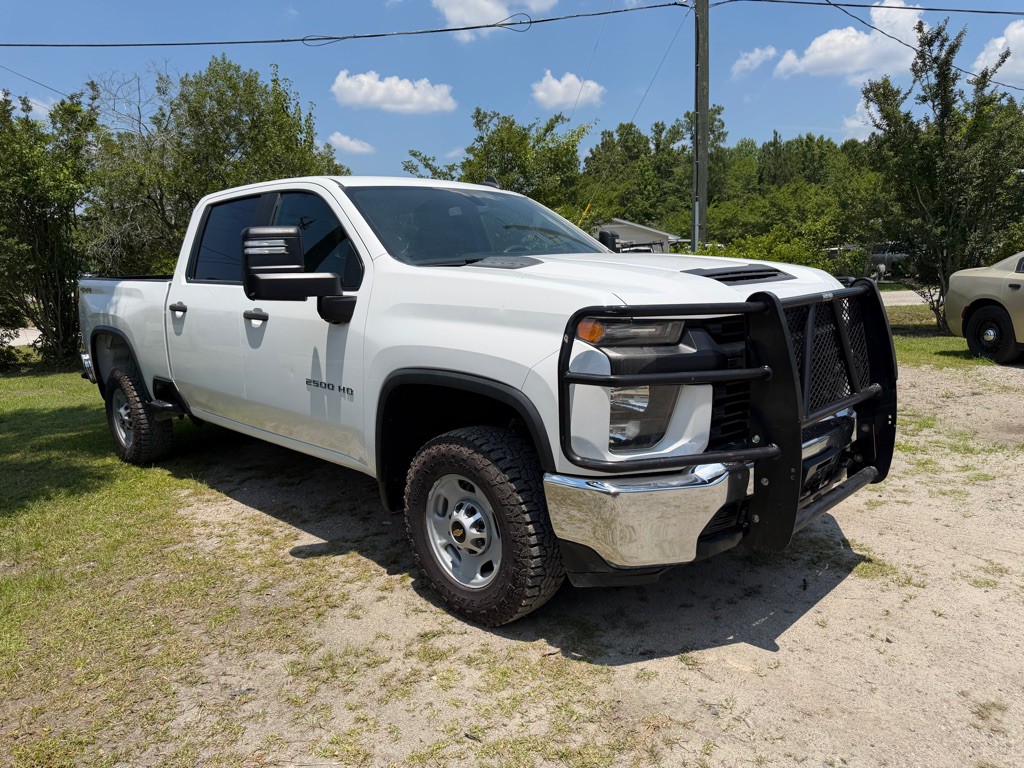 2021 Chevrolet Silverado 1500 Image 2