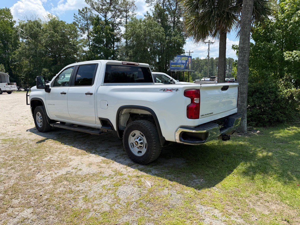 2021 Chevrolet Silverado 1500 Image 3
