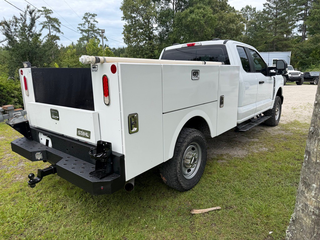 2023 Ford F-250 Image 4