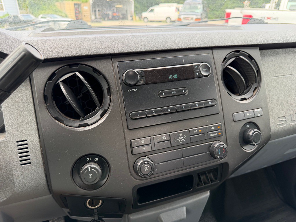 2016 Ford F-250 Image 9