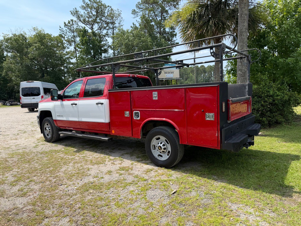 2018 Chevrolet Silverado 1500 Image 2
