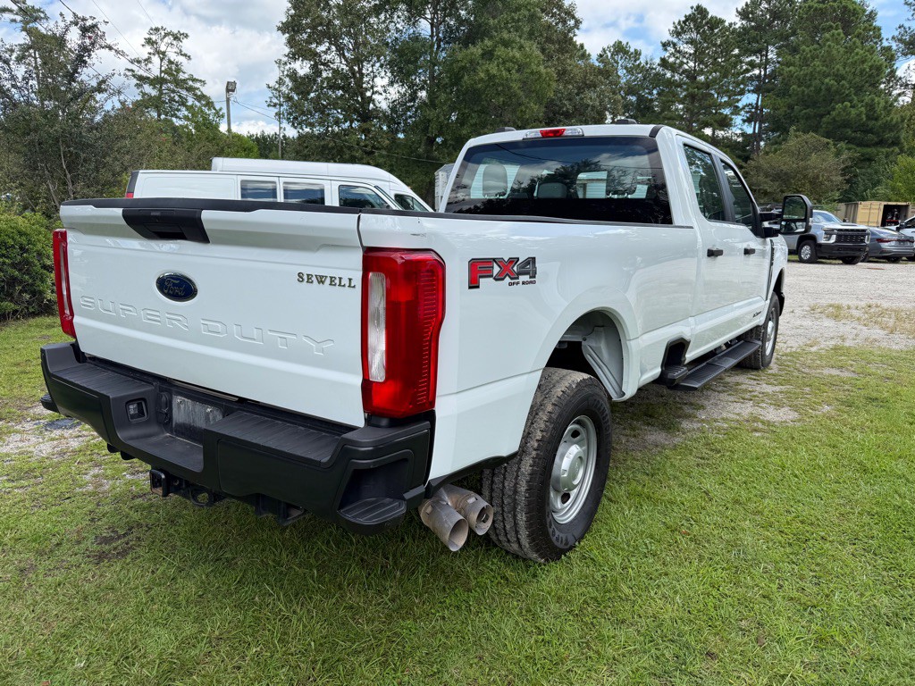 2024 Ford F-250 Image 3
