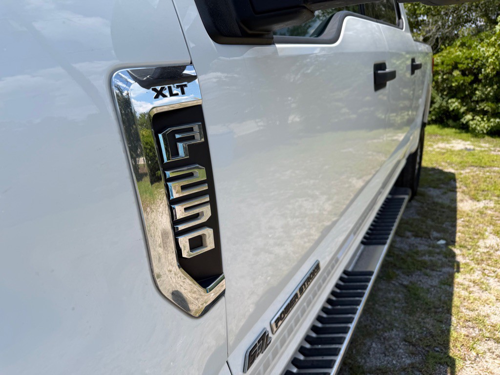 2017 Ford F-250 Image 5