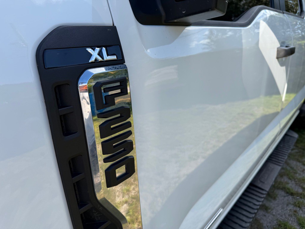 2023 Ford F-250 Image 5