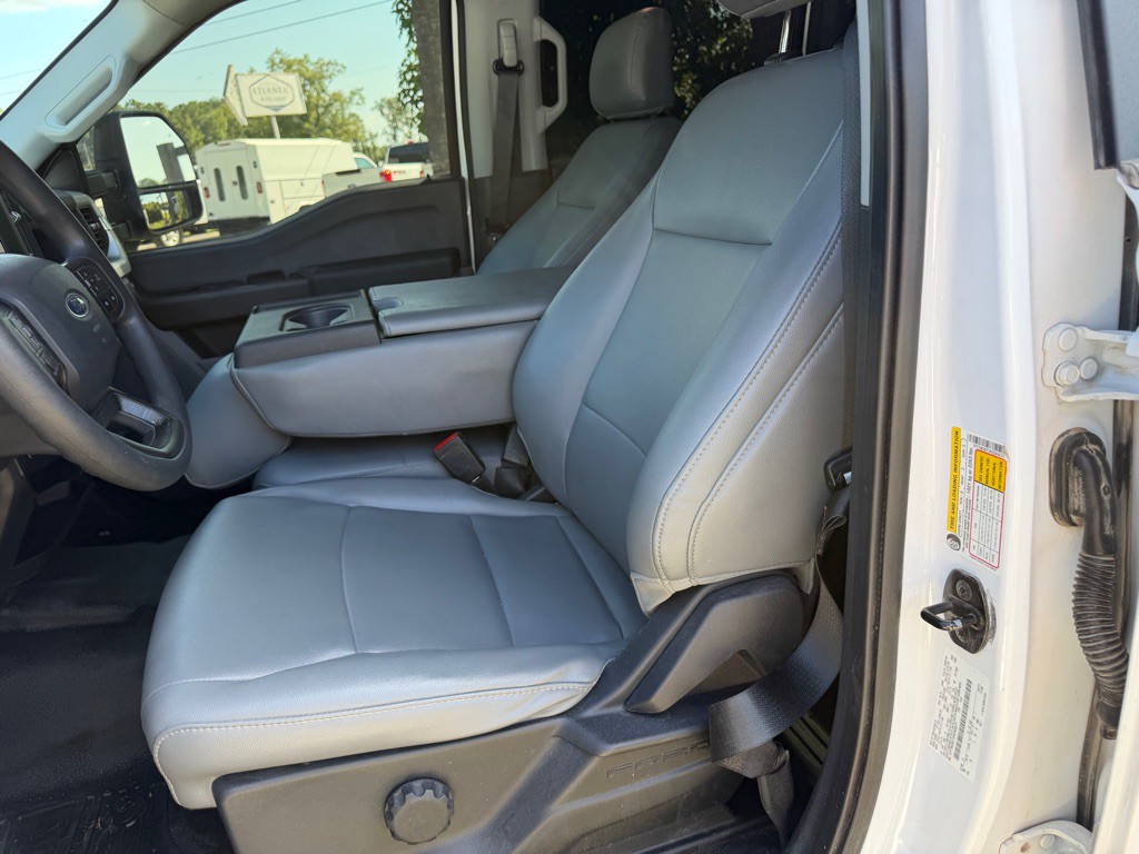 2023 Ford F-250 Image 6