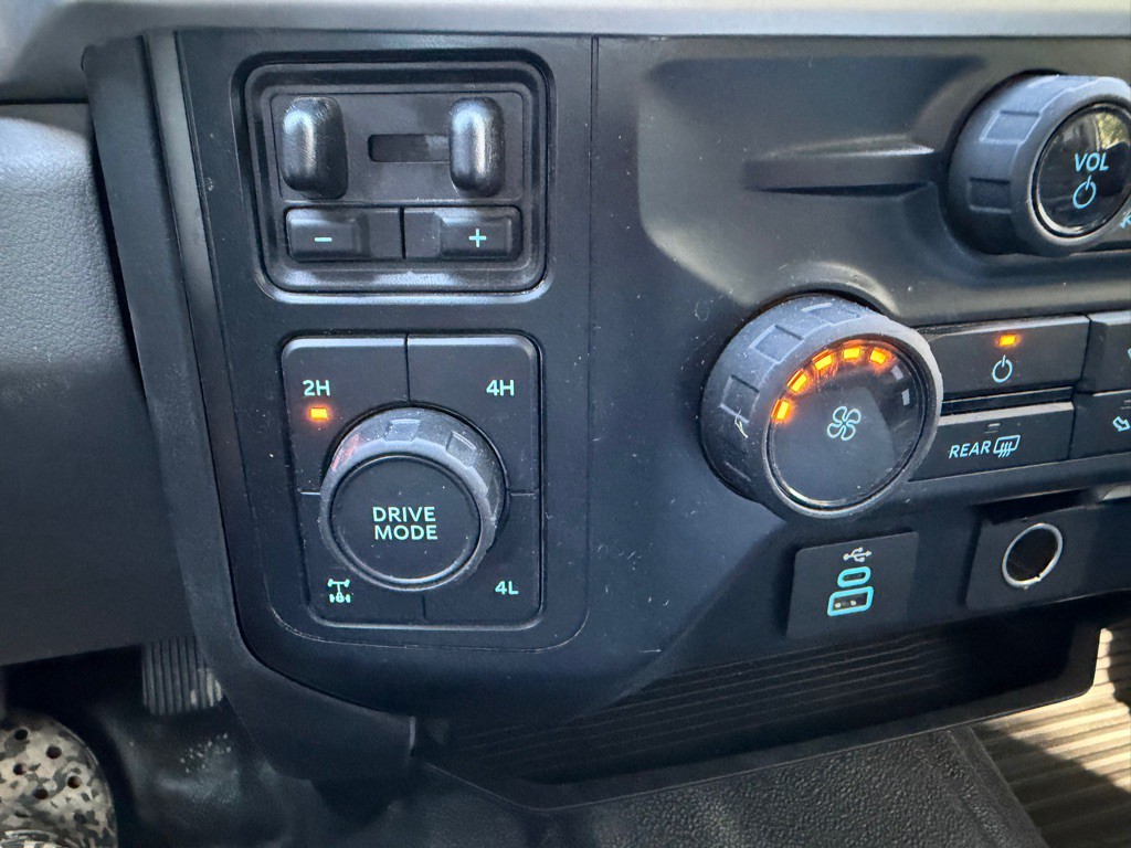 2023 Ford F-250 Image 10