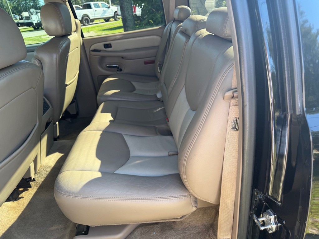 2006 GMC Sierra Image 10