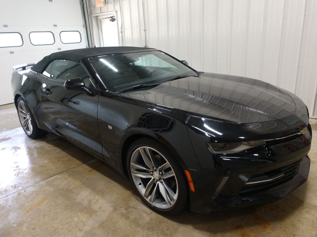 2017 Chevrolet Camaro Image 2