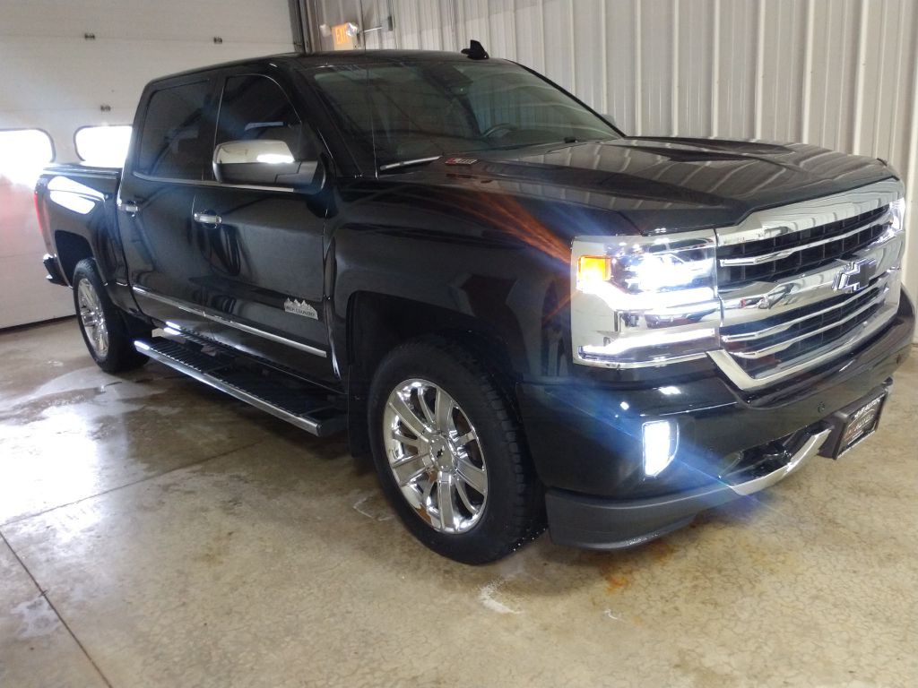2017 Chevrolet Silverado 1500 Image 3