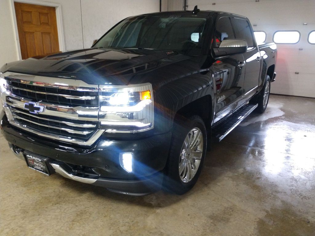 2017 Chevrolet Silverado 1500 Image 2