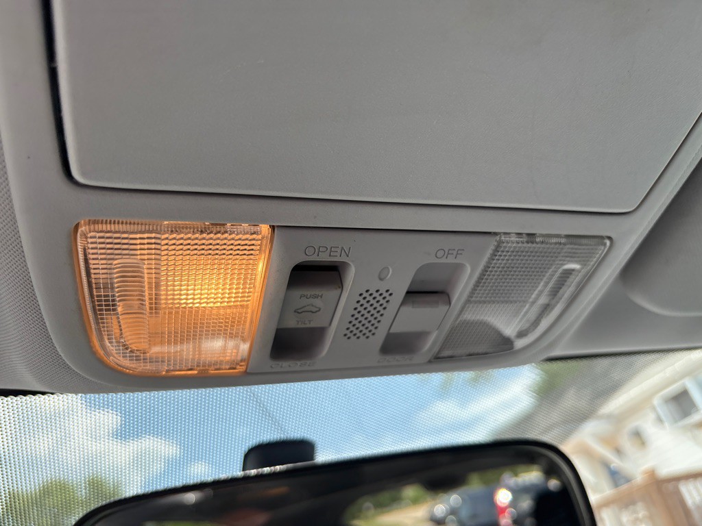 2011 Honda CR-V Image 17