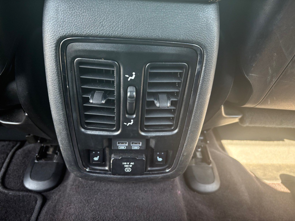 2017 Jeep Grand Cherokee Image 17