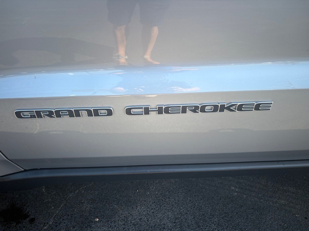 2017 Jeep Grand Cherokee Image 7