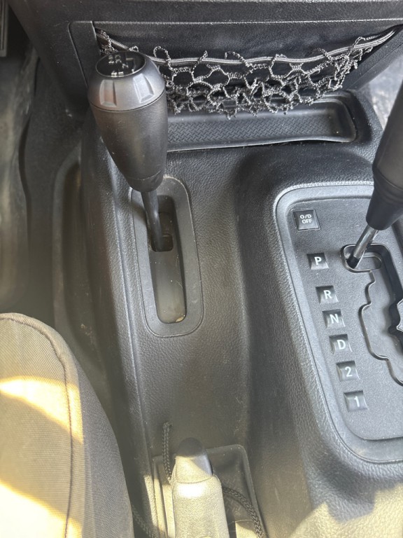 2011 Jeep Wrangler Image 19