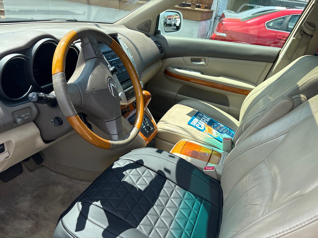 2009 Lexus RX Image 13