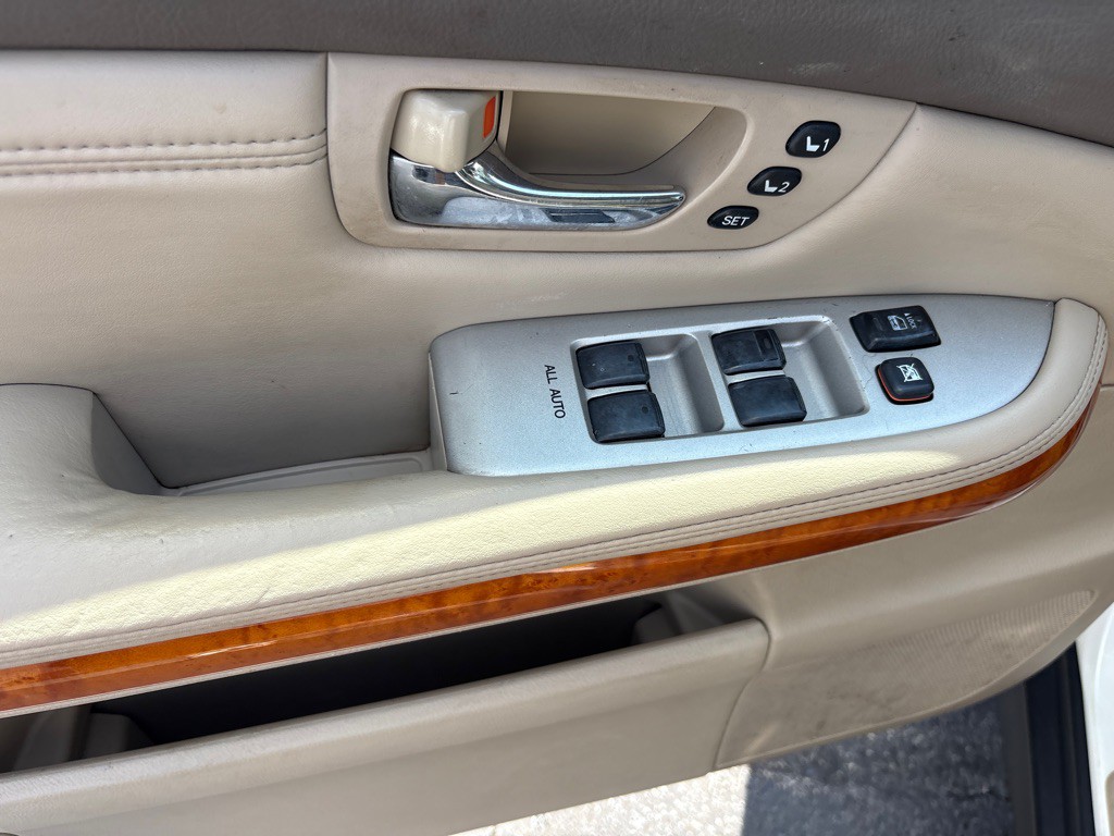 2009 Lexus RX Image 14
