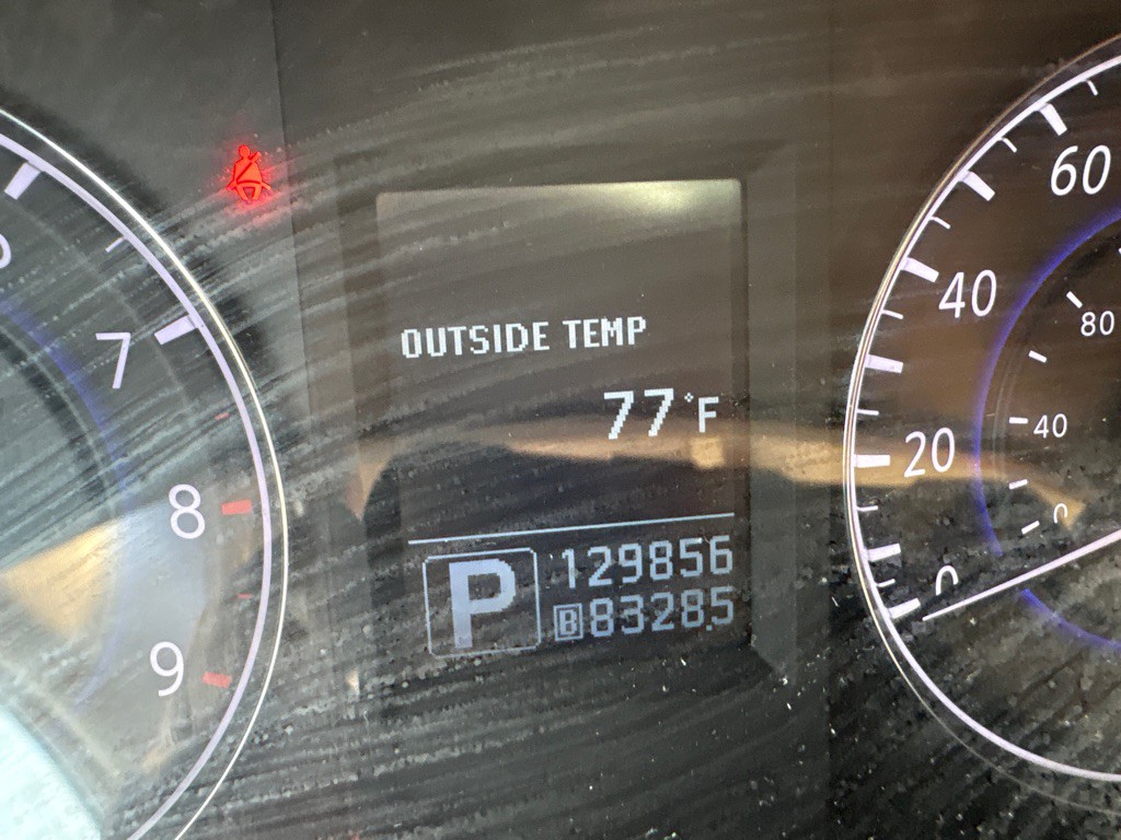 2011 INFINITI G37 Image 18