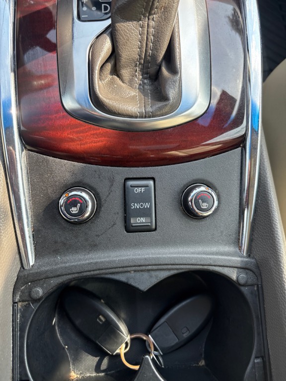 2011 INFINITI G37 Image 22