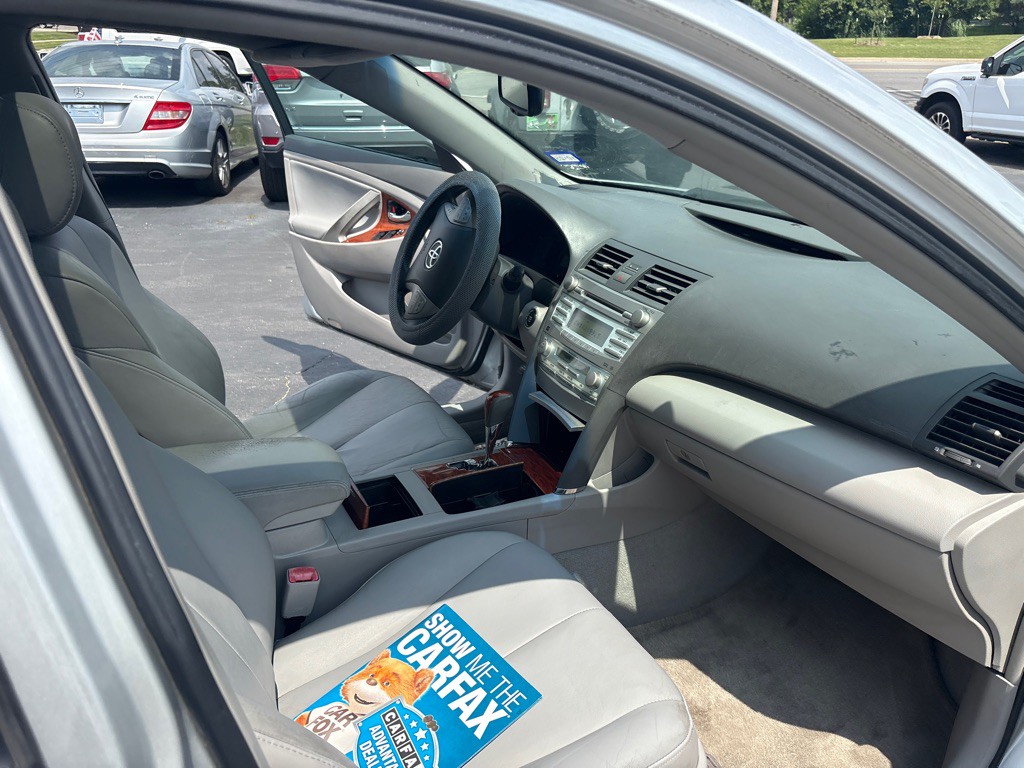 2008 Toyota Camry Image 13